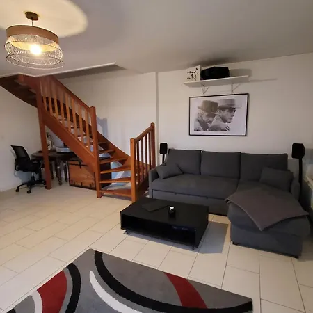 Duplex Proche Disney Avec Ecran Cinema Chessy  Exterior photo